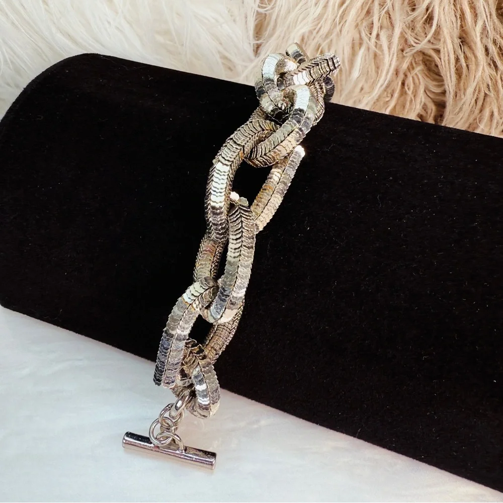 Chunky Silvertone Large Textured Chain Link Toggle Closure Bracelet
